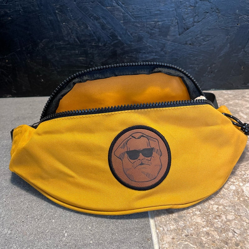 karlskopf-bauchtasche-gelb-bild-zwei