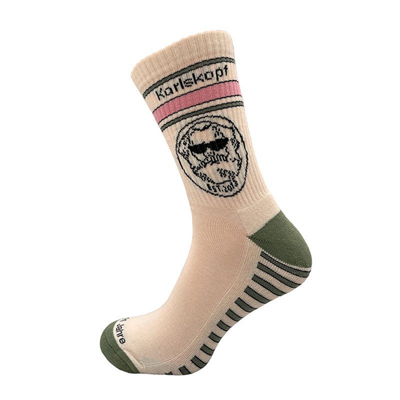 karlskopf-retrosocken-2023-ansicht-vorn-links