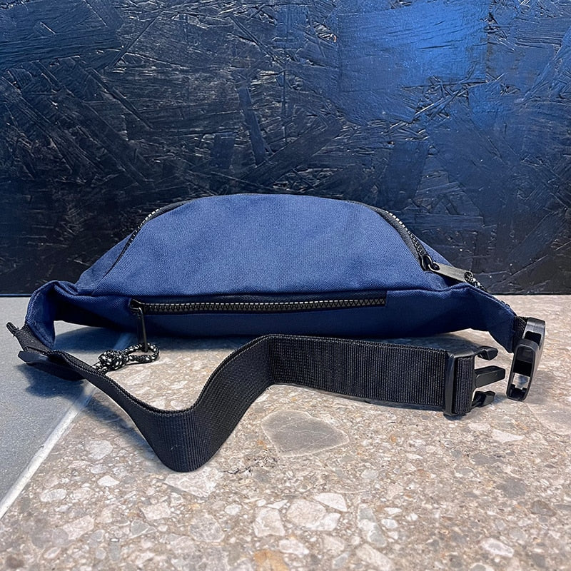 karlskopf-bauchtasche-petrol-detailansicht-drei